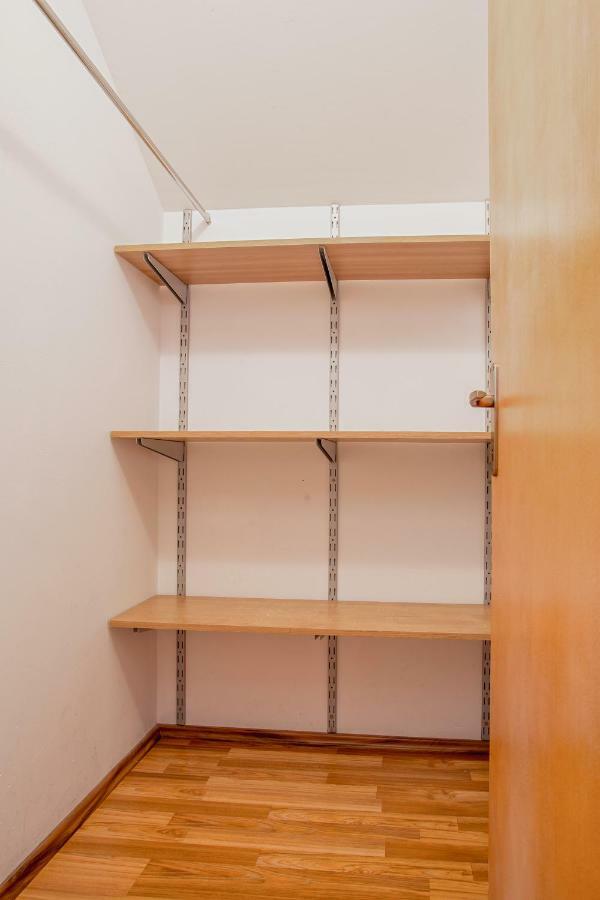 Larus-M Apartments Mimice Extérieur photo