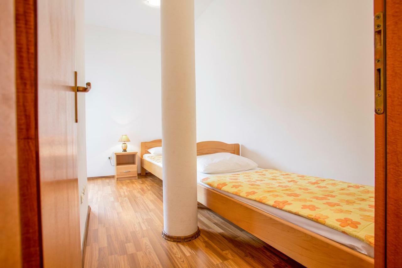Larus-M Apartments Mimice Extérieur photo
